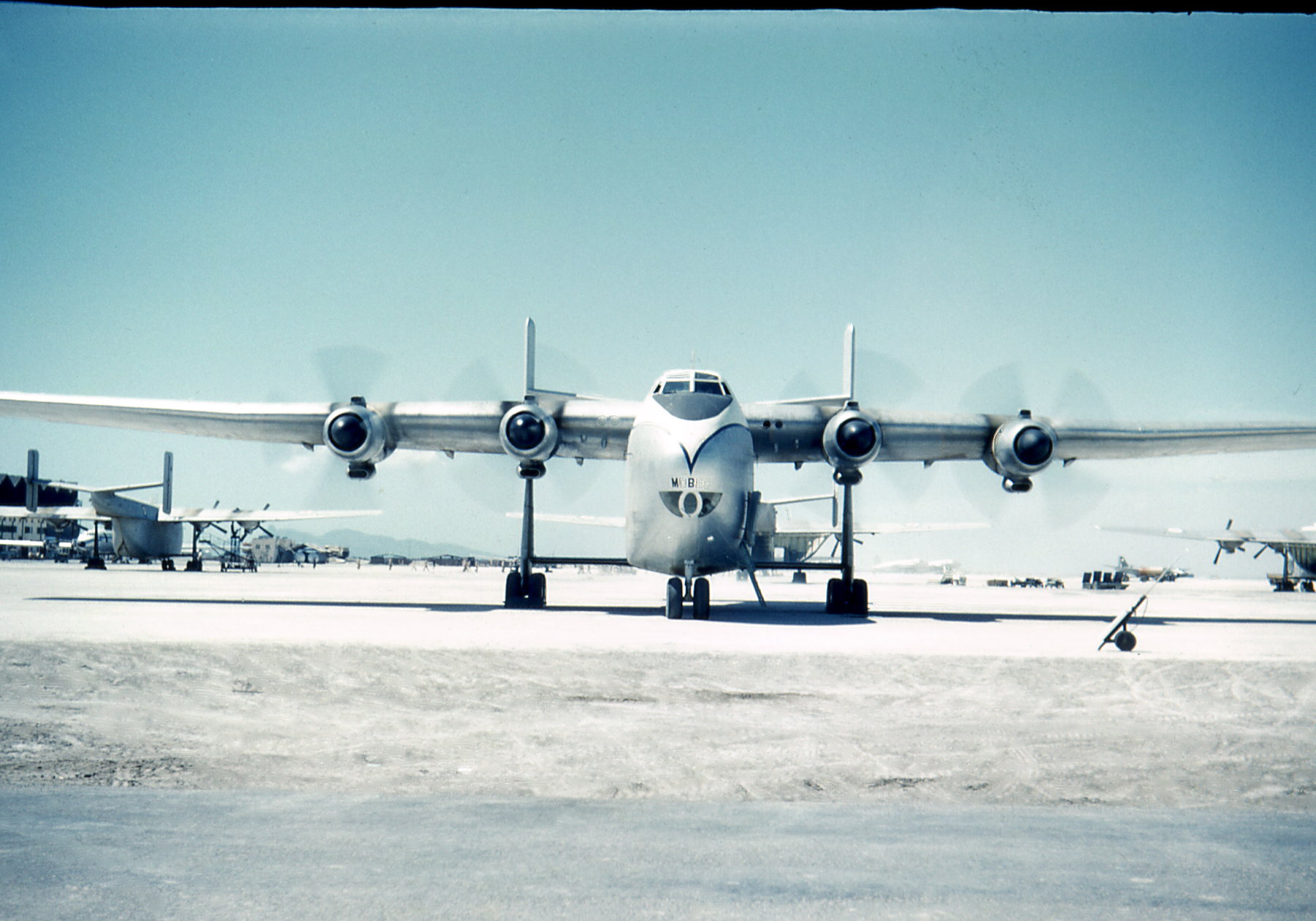 Army_Pics_195961_A_Eaton_plus_Beverley_puics_Aden_281.jpg